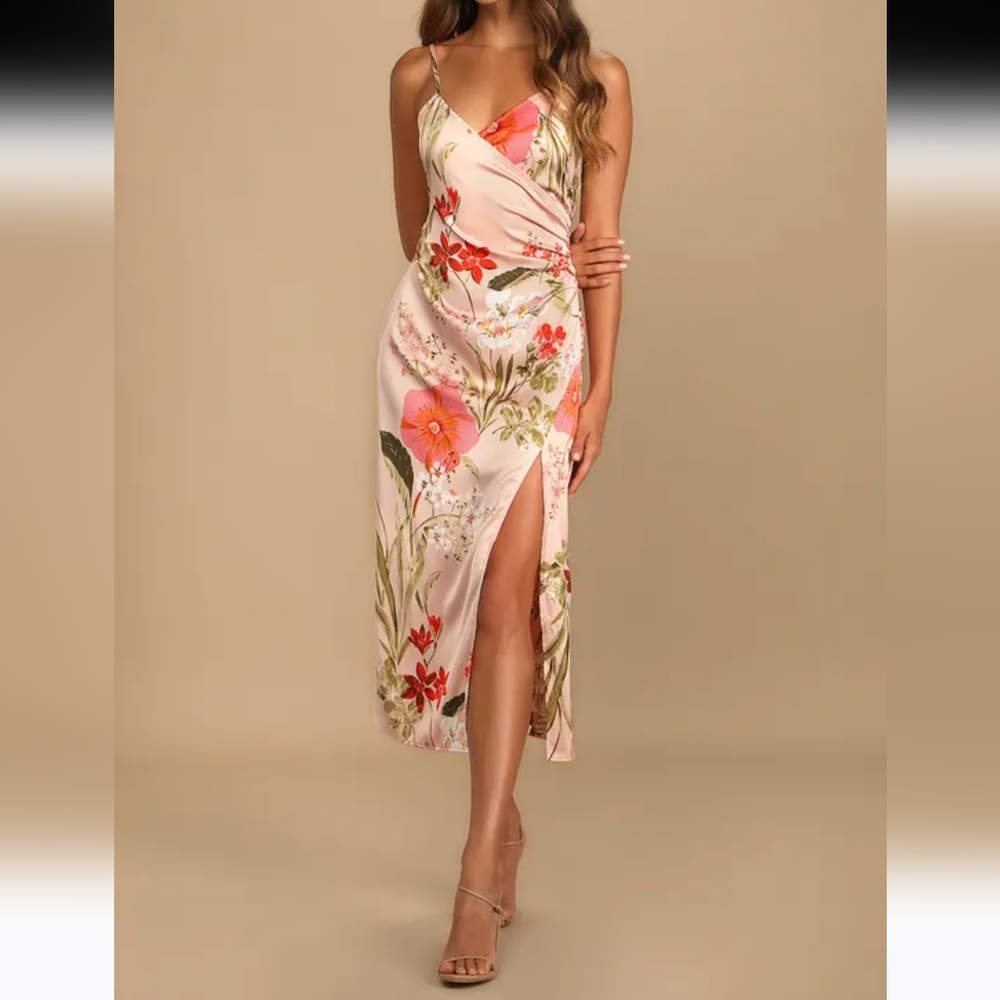 NWOT PINK FLORAL PRINT SATIN MIDI DRESS LARGE 👗